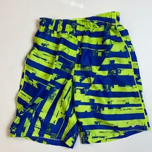 Nike boys swim trunks size small